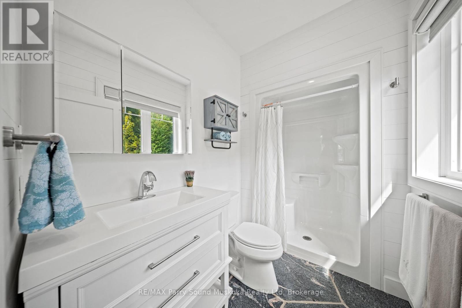 40 & 41 Sunset Cove Road, Seguin, Ontario  P2A 0B6 - Photo 18 - X12407952