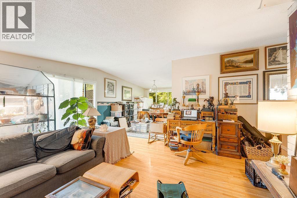 643 Plymouth Drive, North Vancouver, British Columbia  V7H 2H5 - Photo 19 - R3048754