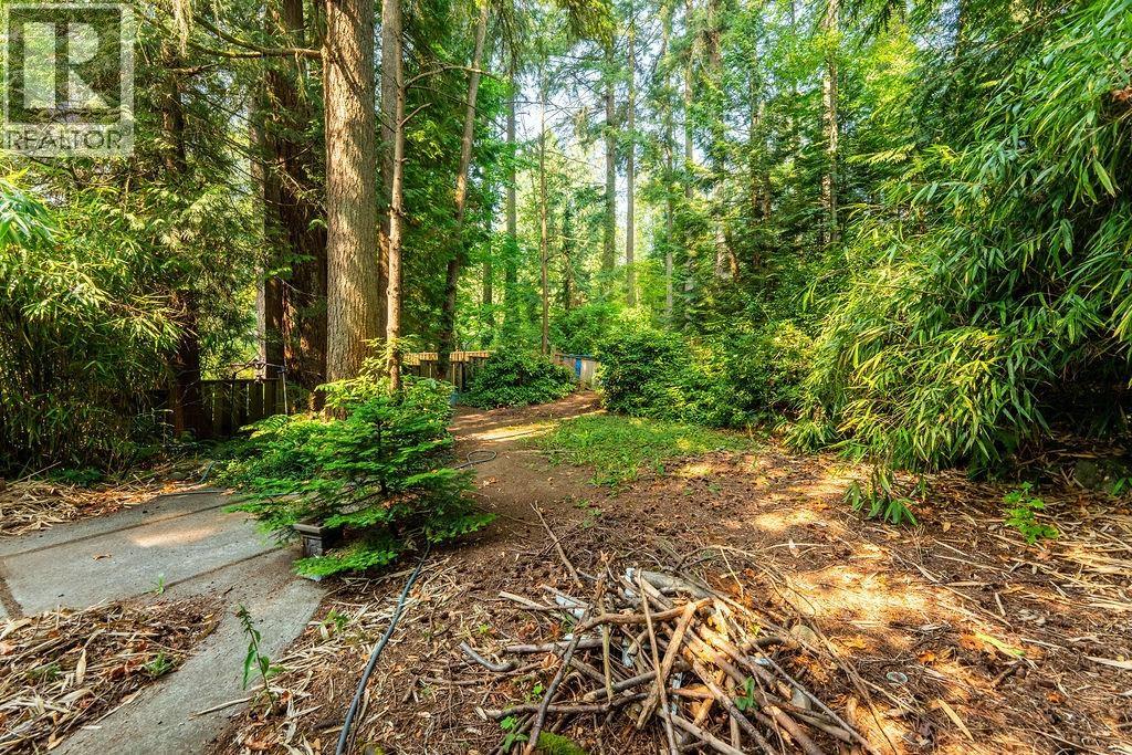 643 Plymouth Drive, North Vancouver, British Columbia  V7H 2H5 - Photo 5 - R3048754