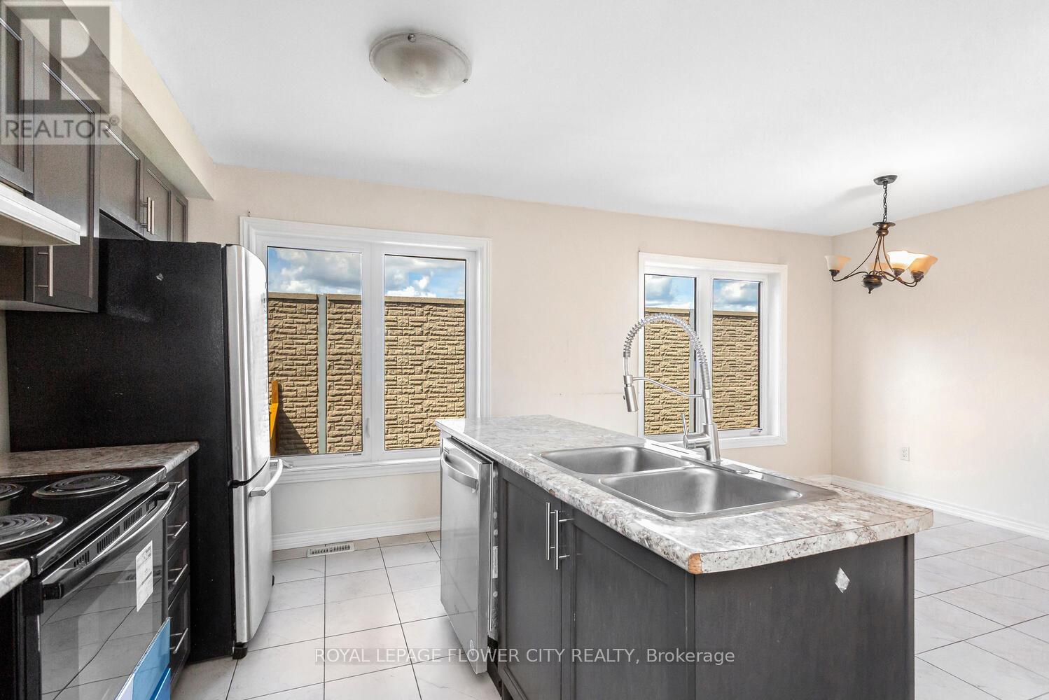 43 - 470 Linden Drive, Cambridge, Ontario  N3H 0C7 - Photo 13 - X12407873