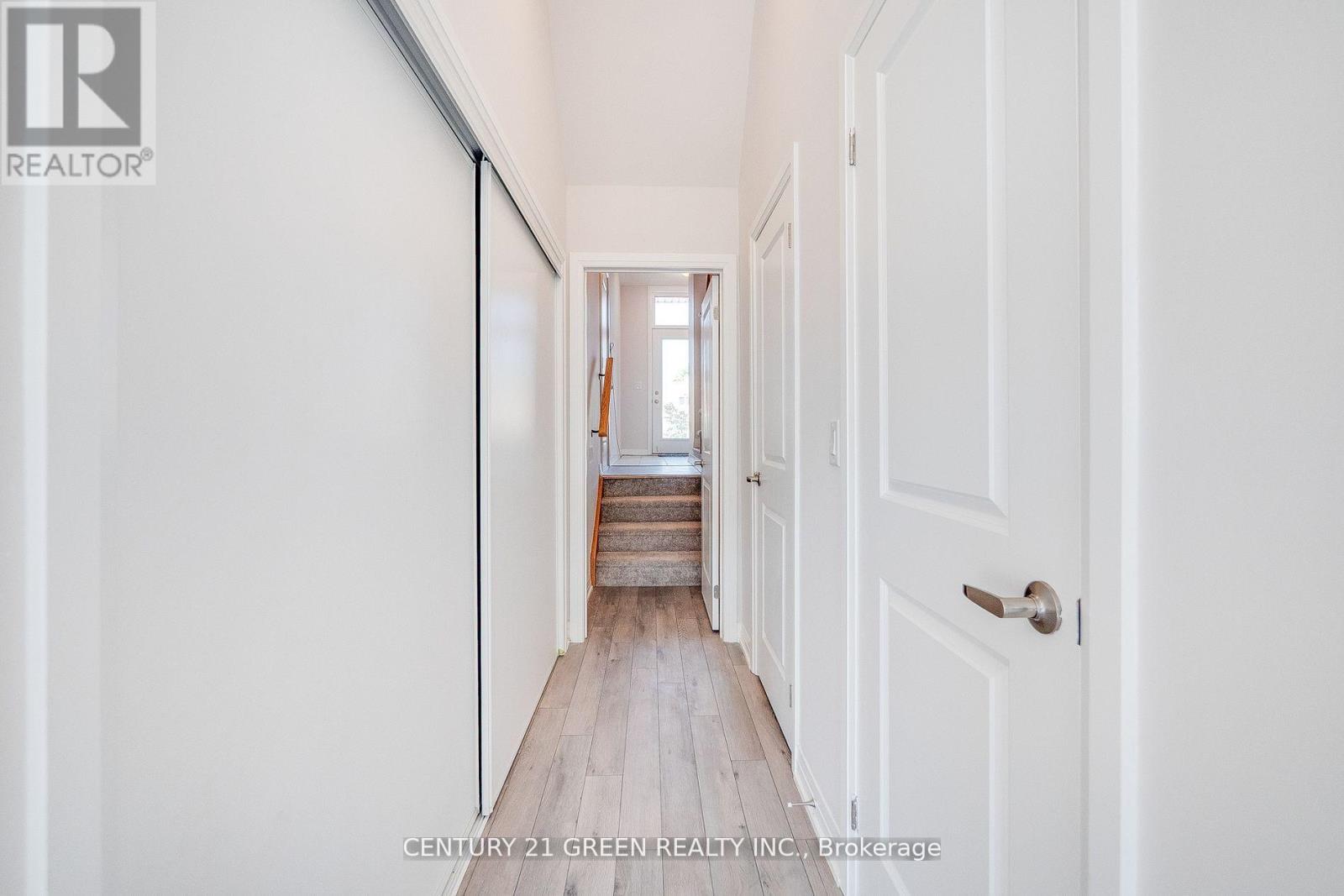104 - 585 Colborne Street, Brantford, Ontario  N3S 0K4 - Photo 12 - X12407923