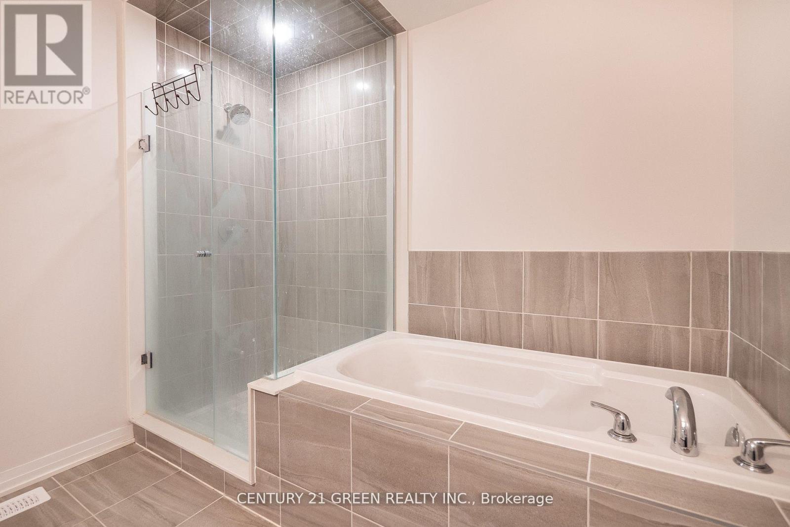 104 - 585 Colborne Street, Brantford, Ontario  N3S 0K4 - Photo 47 - X12407923