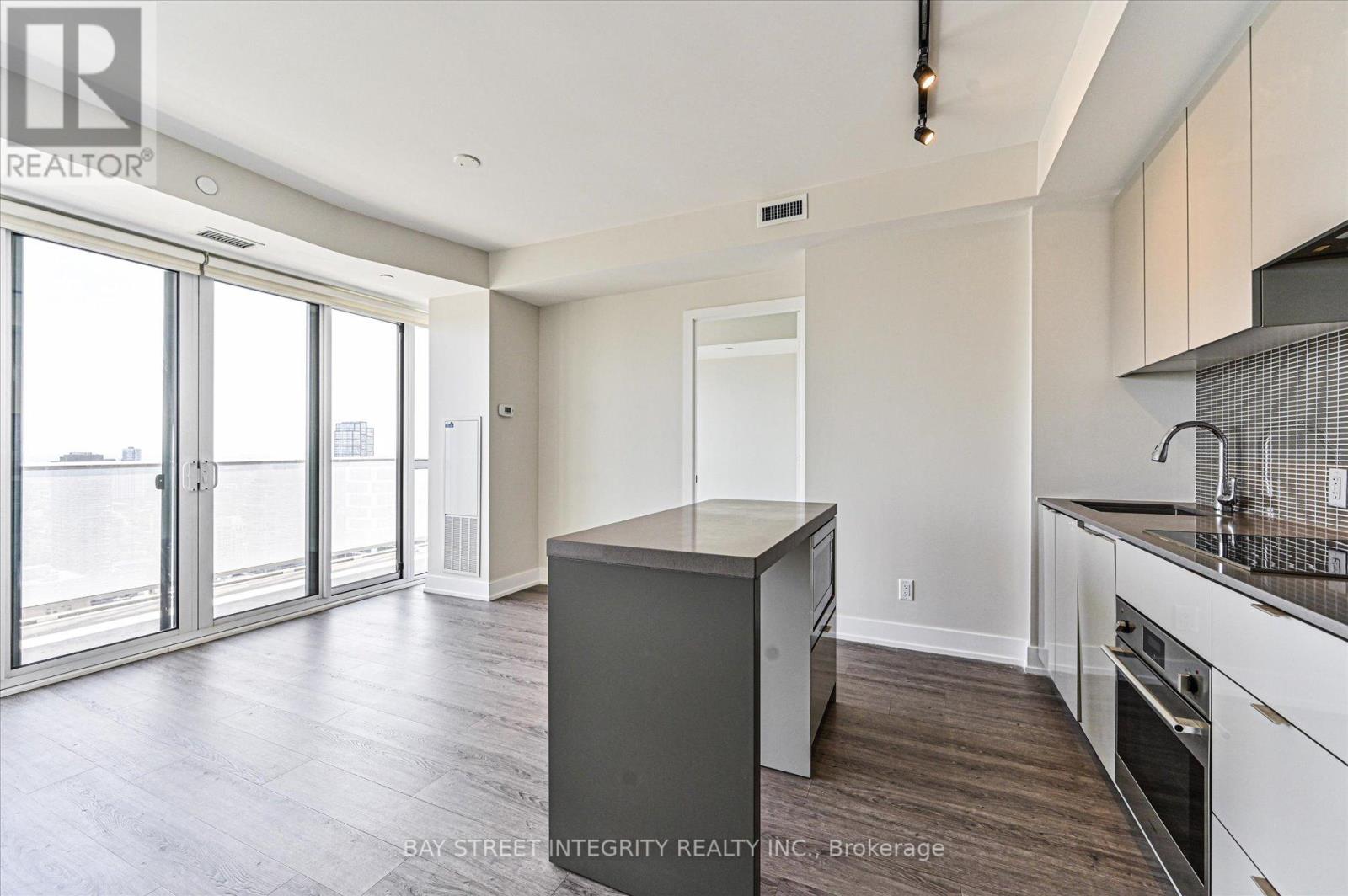 3807 - 7 Grenville Street, Toronto, Ontario  M4Y 0E9 - Photo 18 - C12407966