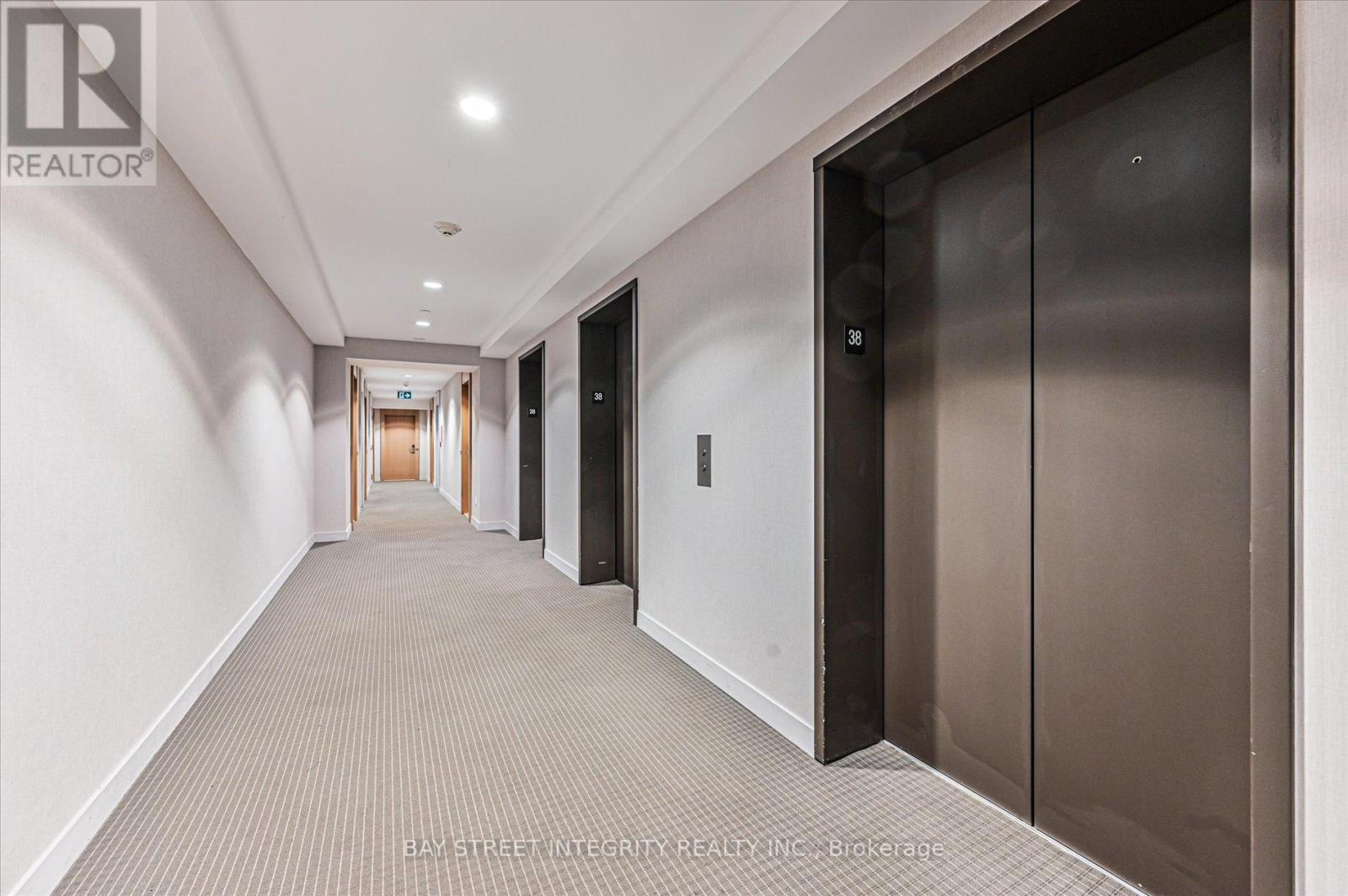 3807 - 7 Grenville Street, Toronto, Ontario  M4Y 0E9 - Photo 6 - C12407966