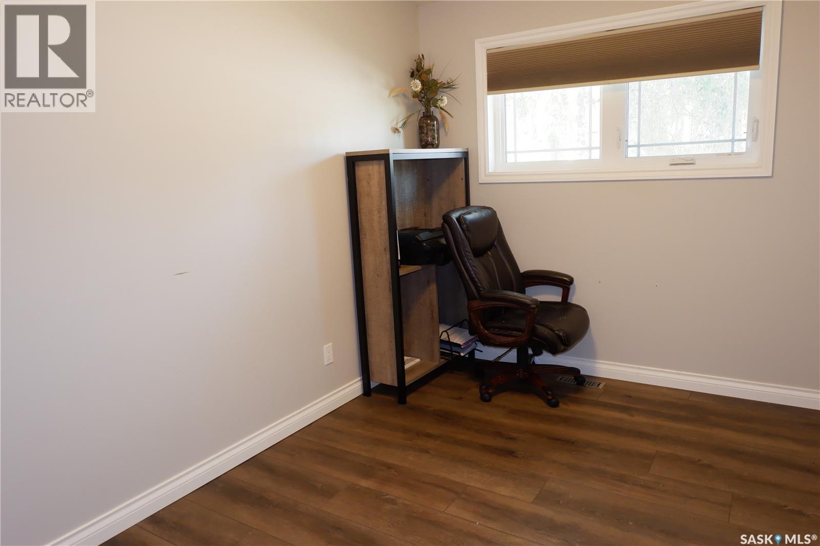 101 Empire Place, Assiniboia, Saskatchewan  S0H 0B0 - Photo 16 - SK018572