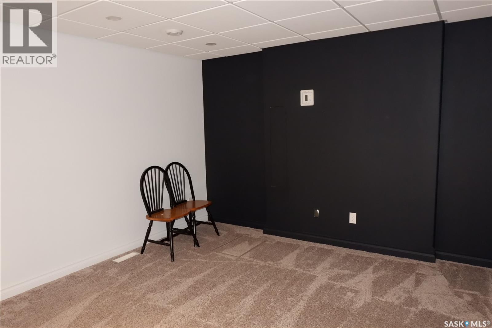 101 Empire Place, Assiniboia, Saskatchewan  S0H 0B0 - Photo 19 - SK018572