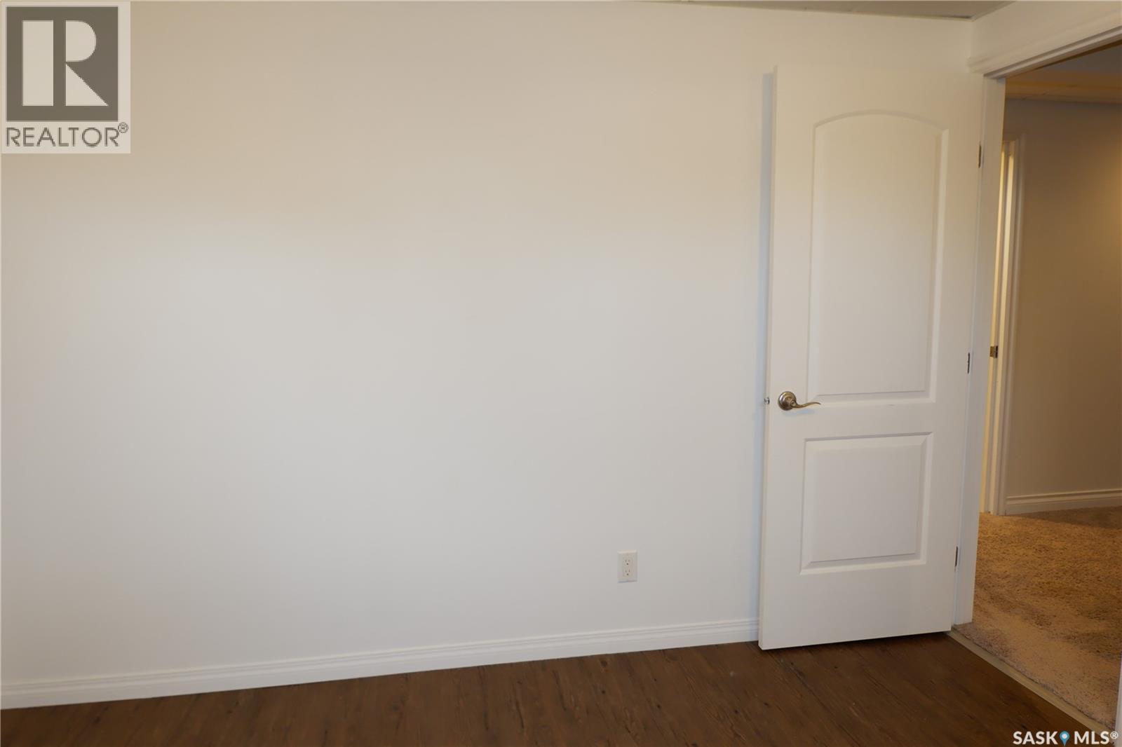 101 Empire Place, Assiniboia, Saskatchewan  S0H 0B0 - Photo 22 - SK018572
