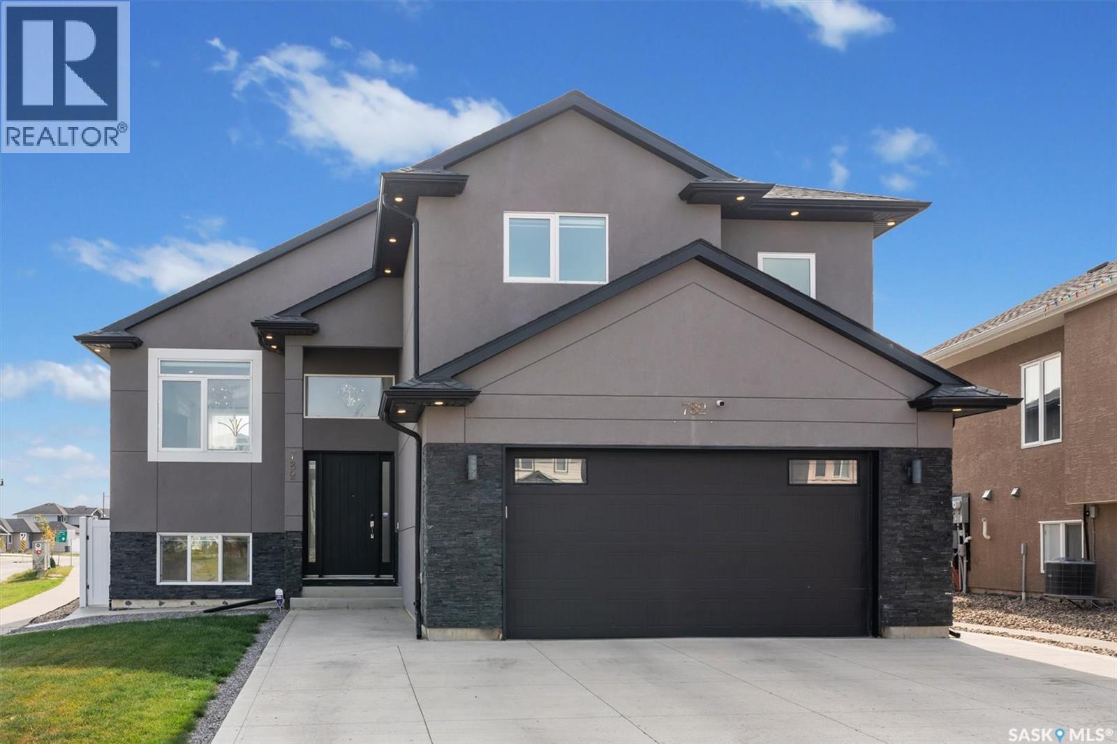 782 Labine COURT, Saskatoon, Saskatchewan