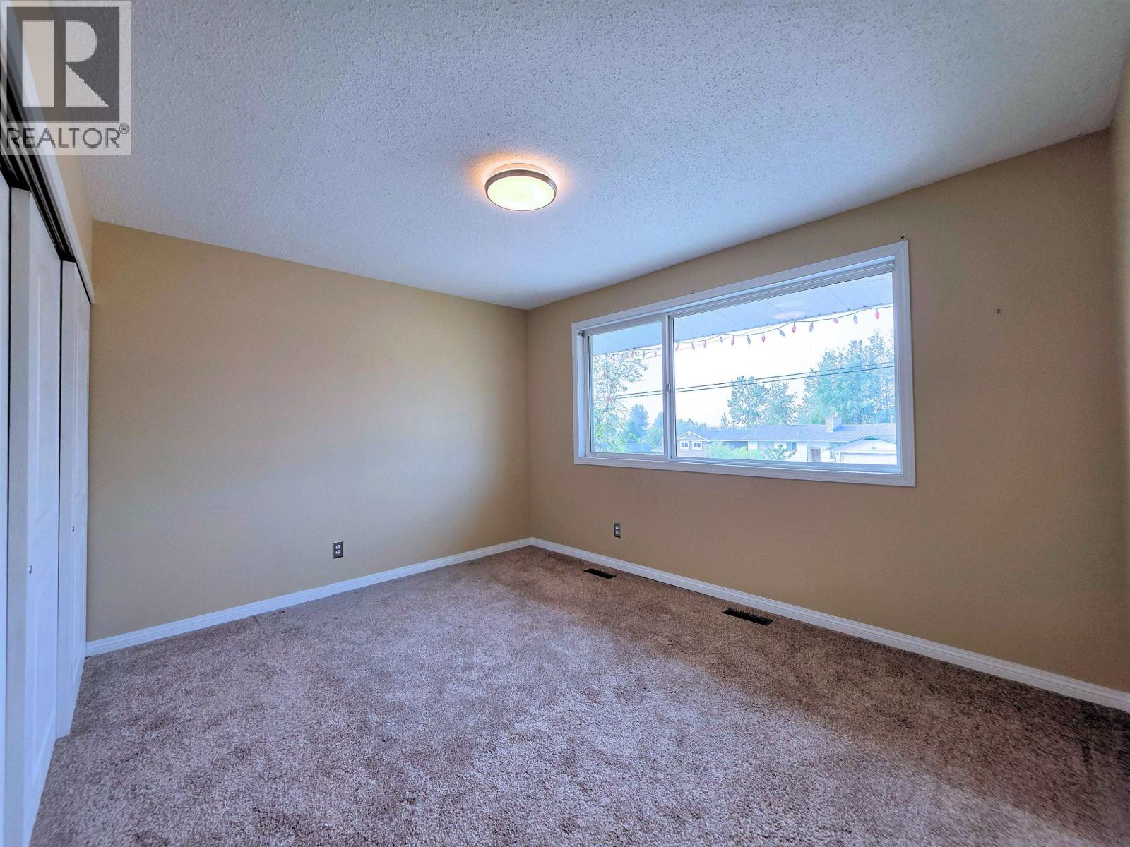 226 Centennial Drive, Mackenzie, British Columbia  V0J 2C0 - Photo 20 - R3048816
