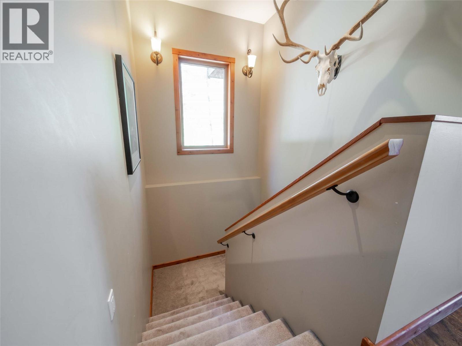 9865 Osprey Landing Drive, Wardner, British Columbia  V0B 2J0 - Photo 34 - 10363150