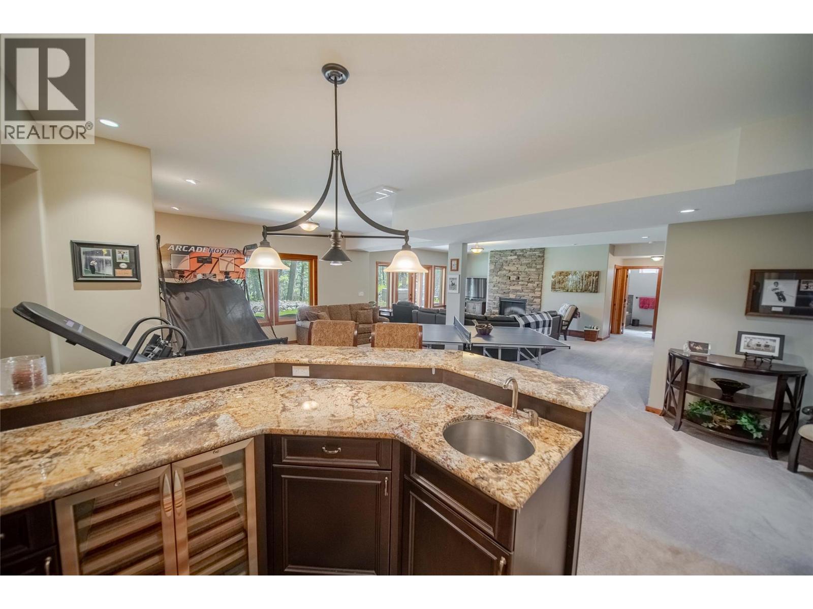 9865 Osprey Landing Drive, Wardner, British Columbia  V0B 2J0 - Photo 47 - 10363150