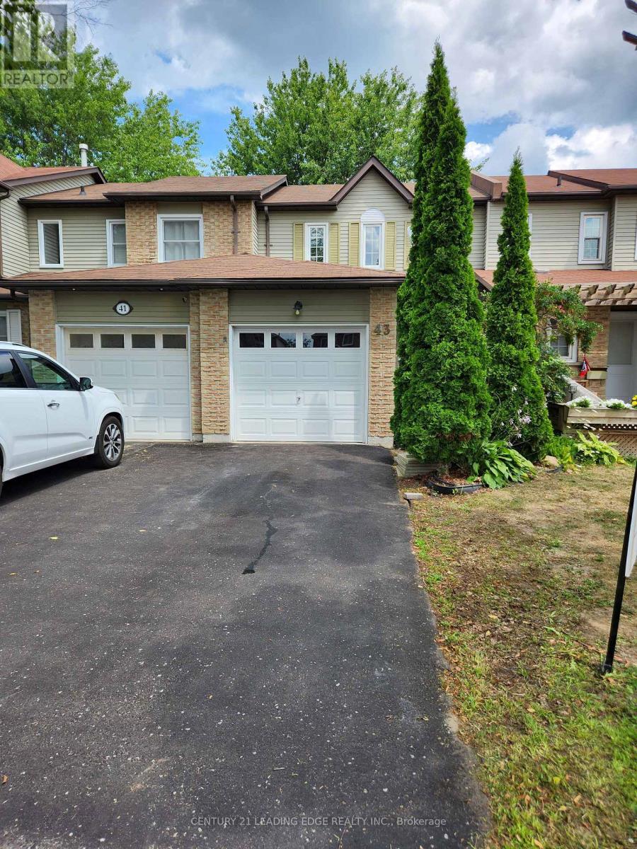 43 Poolton Crescent, Clarington, Ontario  L1E 2H5 - Photo 1 - E12316190