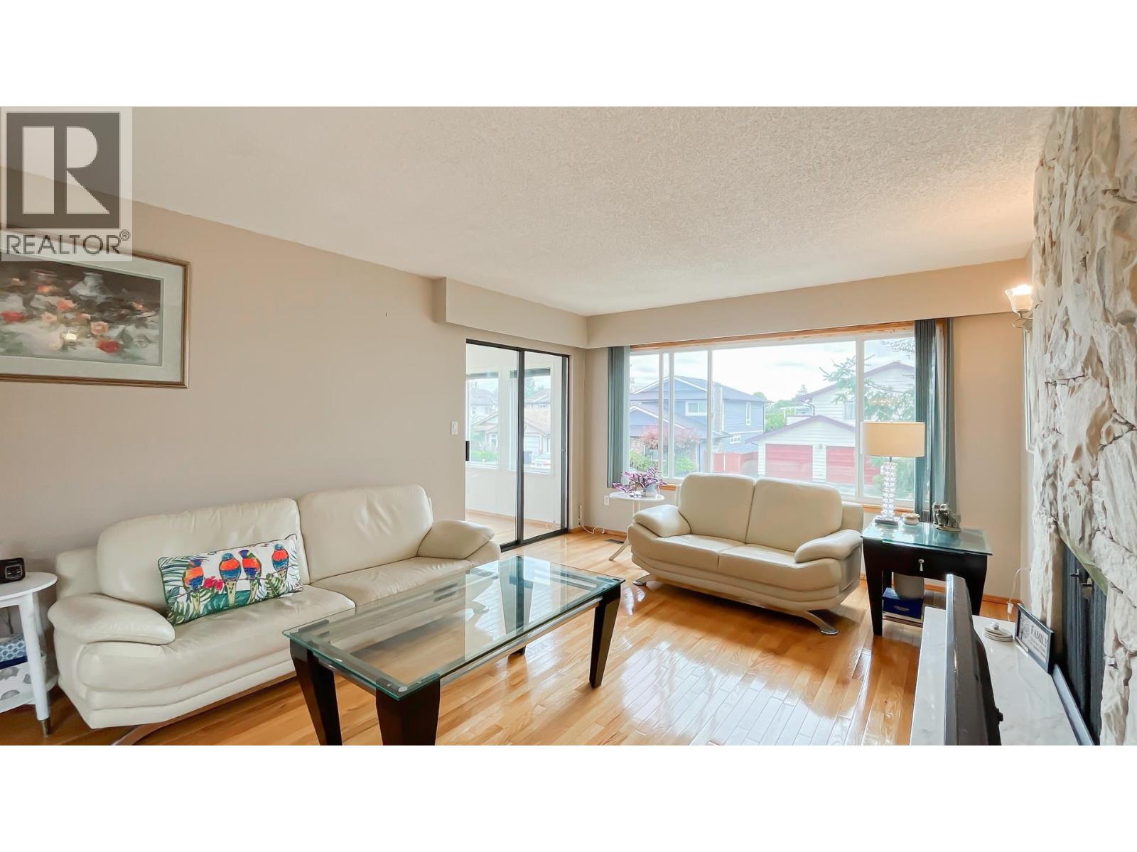 10531 Hollybank Drive, Richmond, British Columbia  V7E 4S4 - Photo 8 - R3048306