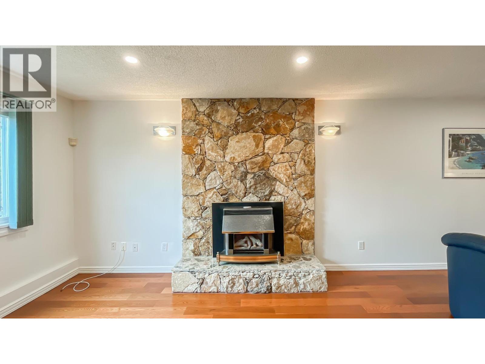 10531 Hollybank Drive, Richmond, British Columbia  V7E 4S4 - Photo 5 - R3048306
