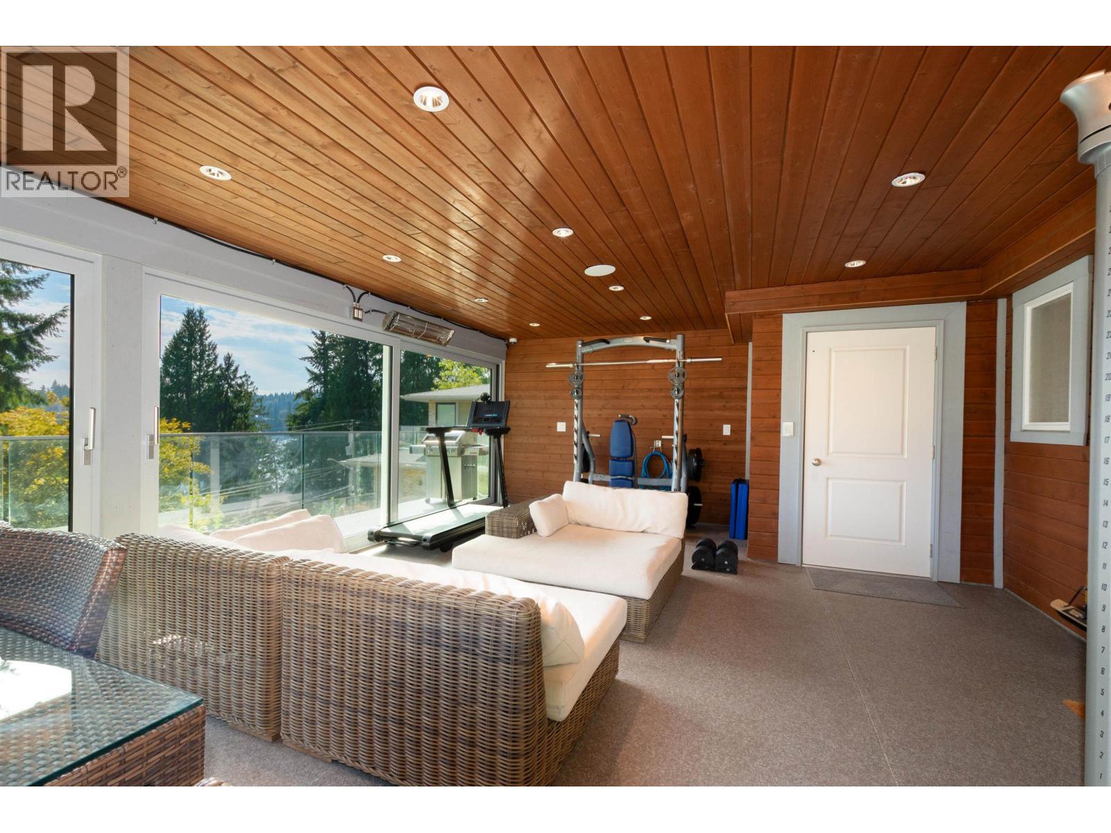 2867 Panorama Drive, North Vancouver, British Columbia  V7G 1V7 - Photo 25 - R3048123