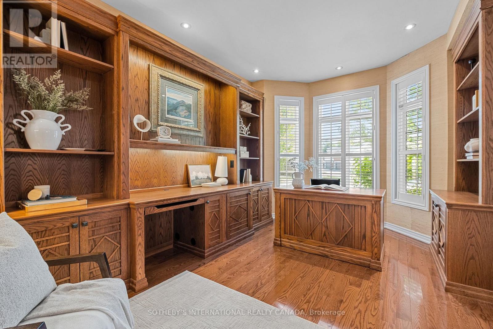 8 Harper Hill Road, Markham, Ontario  L6C 3B3 - Photo 6 - N12407123