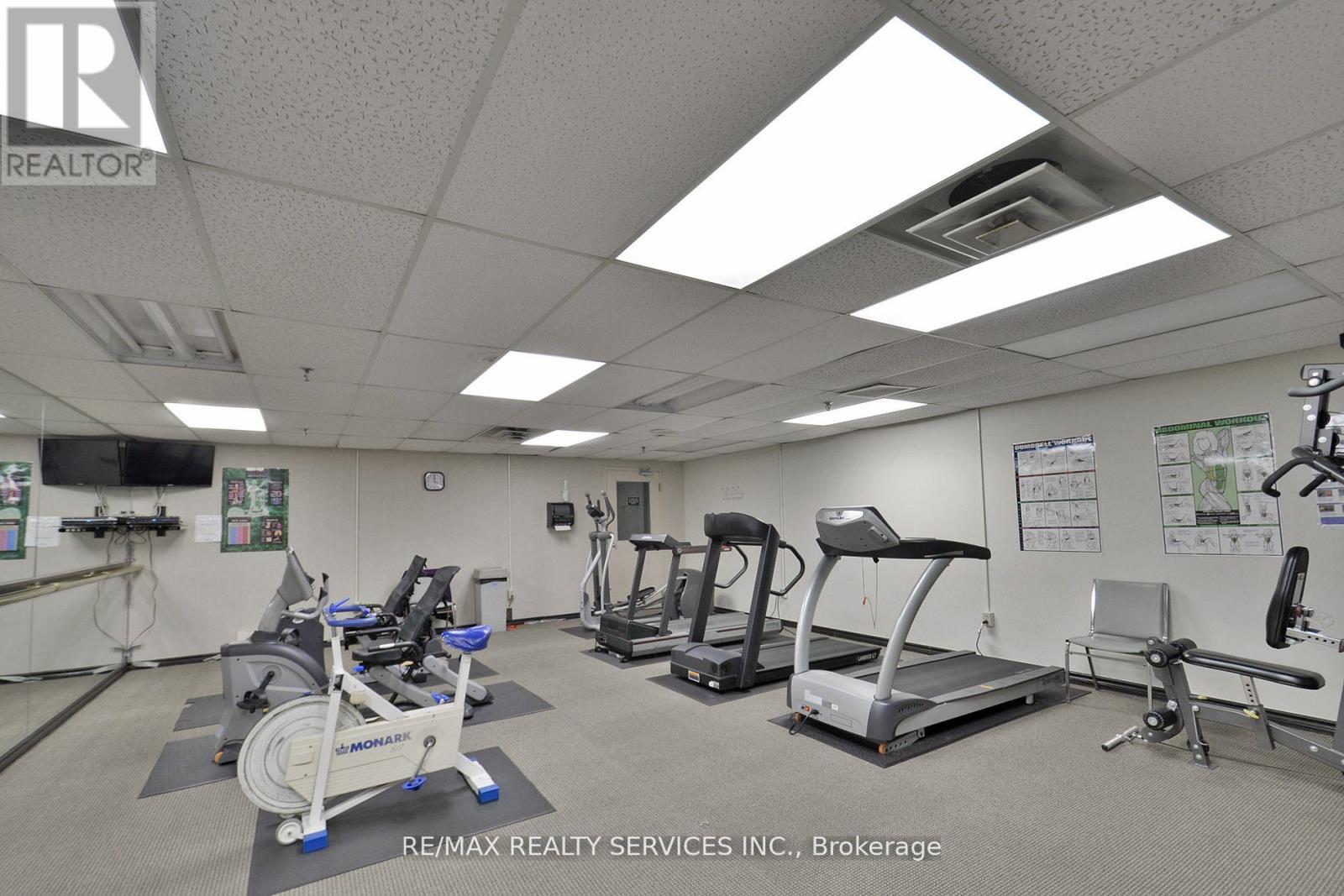 411 - 20 Cherrytree Drive, Brampton, Ontario  L6Y 3V1 - Photo 33 - W12407953