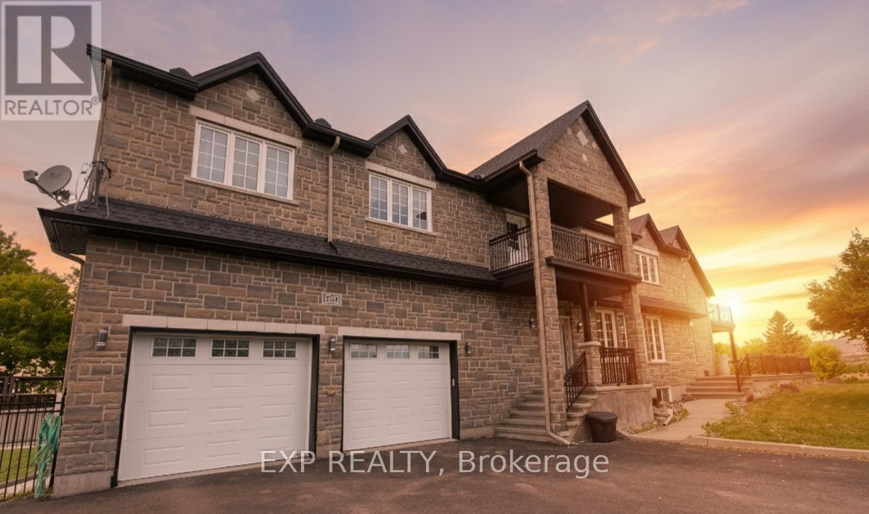 2754 Eagleson Road, Ottawa, Ontario  K2S 1B8 - Photo 2 - X12408005