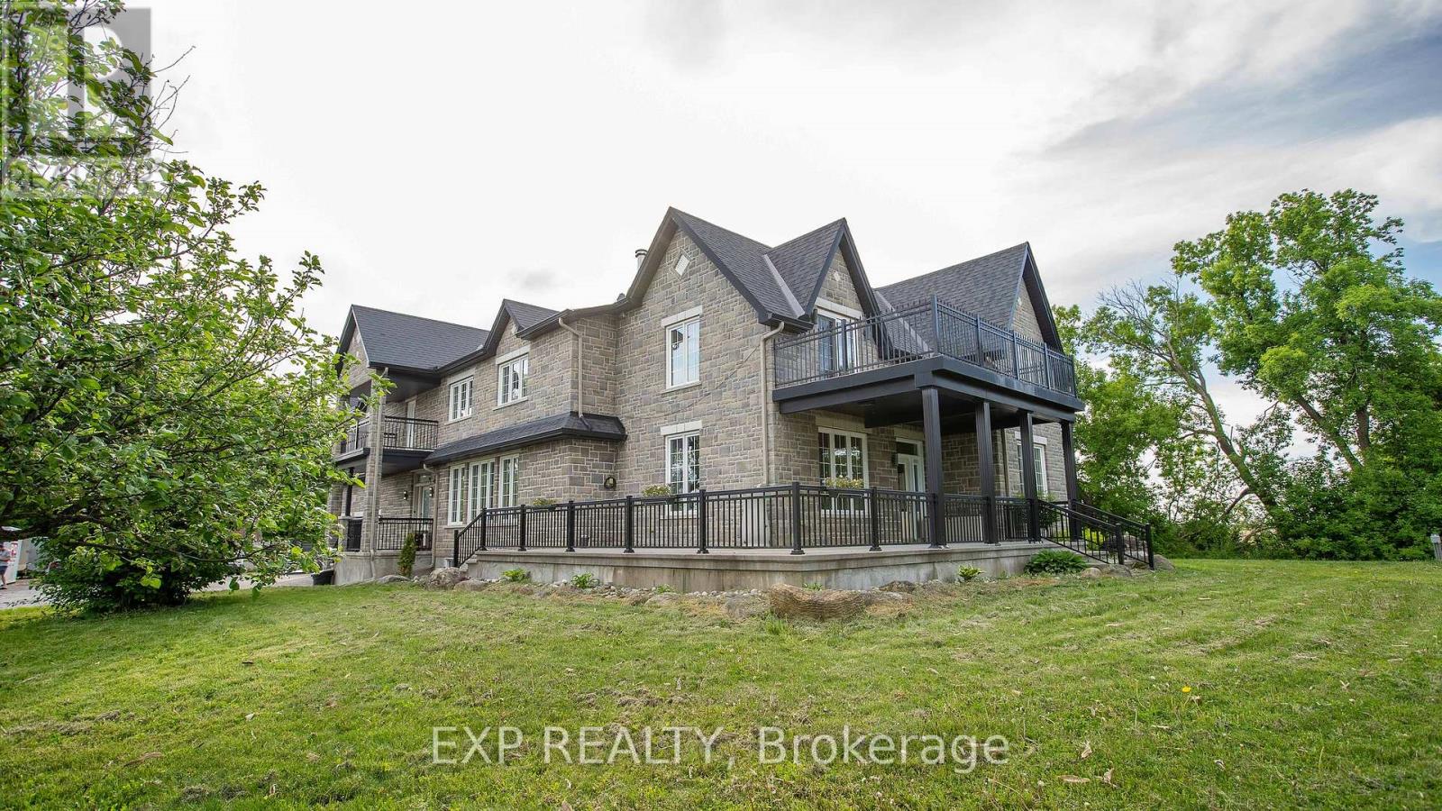2754 Eagleson Road, Ottawa, Ontario  K2S 1B8 - Photo 6 - X12408005