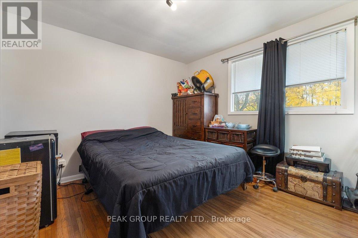 18 Karen Crescent, Welland, Ontario  L3C 2Y6 - Photo 13 - X12408023