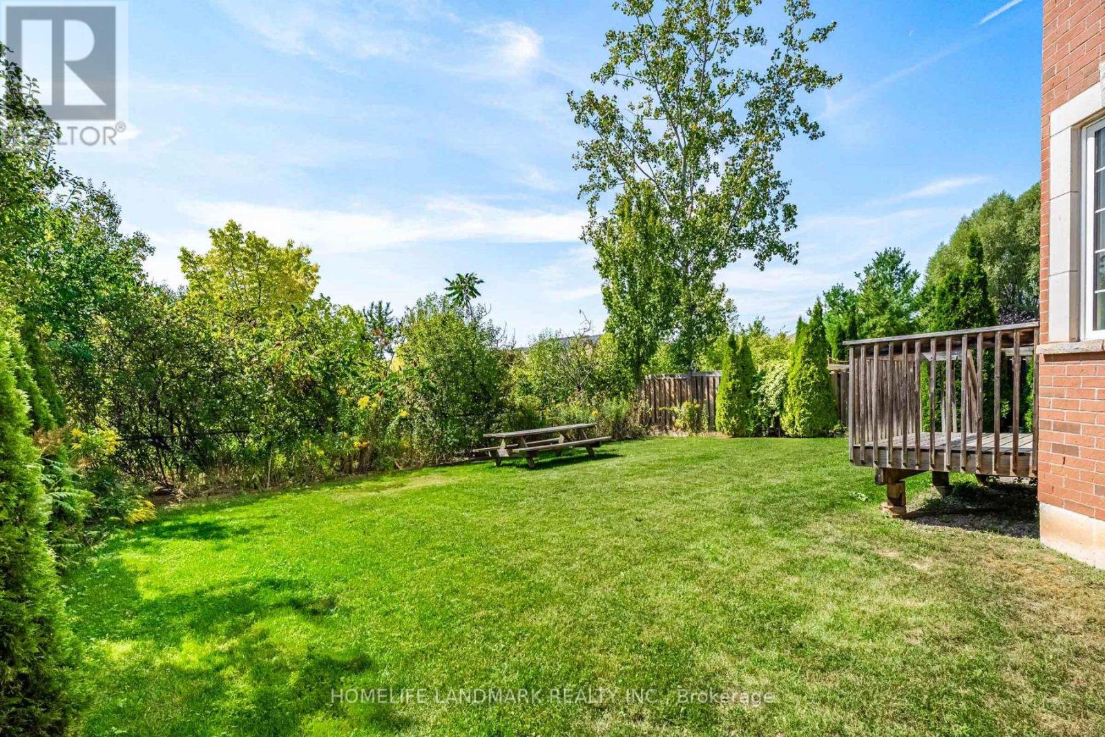 2481 Whistling Springs Crescent, Oakville, Ontario  L6M 5G3 - Photo 38 - W12407776