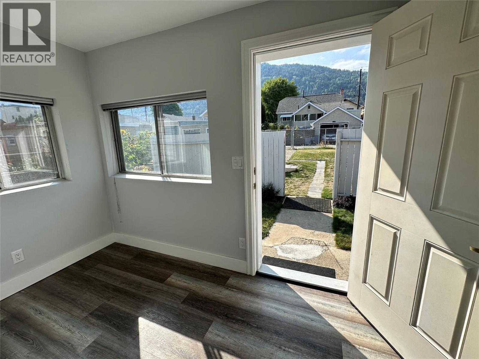 1834 Fifth Avenue, Trail, British Columbia  V1R 1V2 - Photo 13 - 10363144
