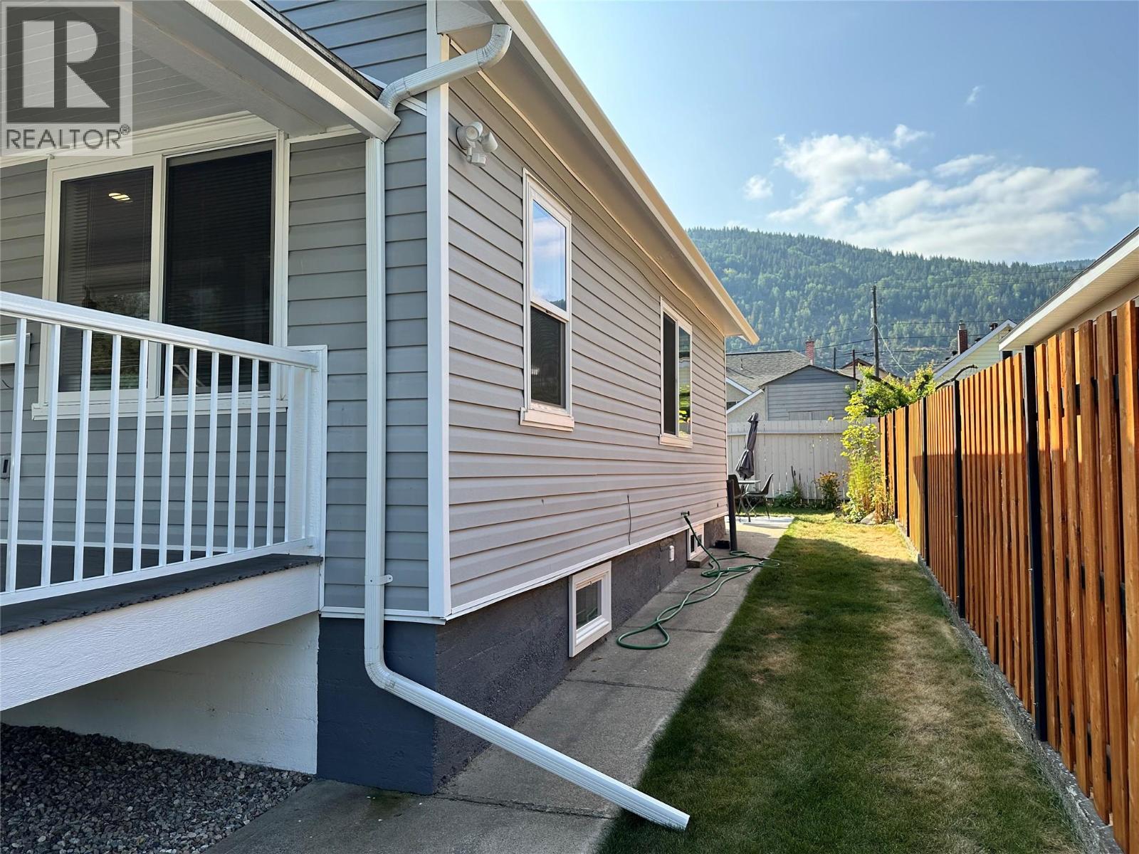 Property at 1834 FIFTH Avenue image 5