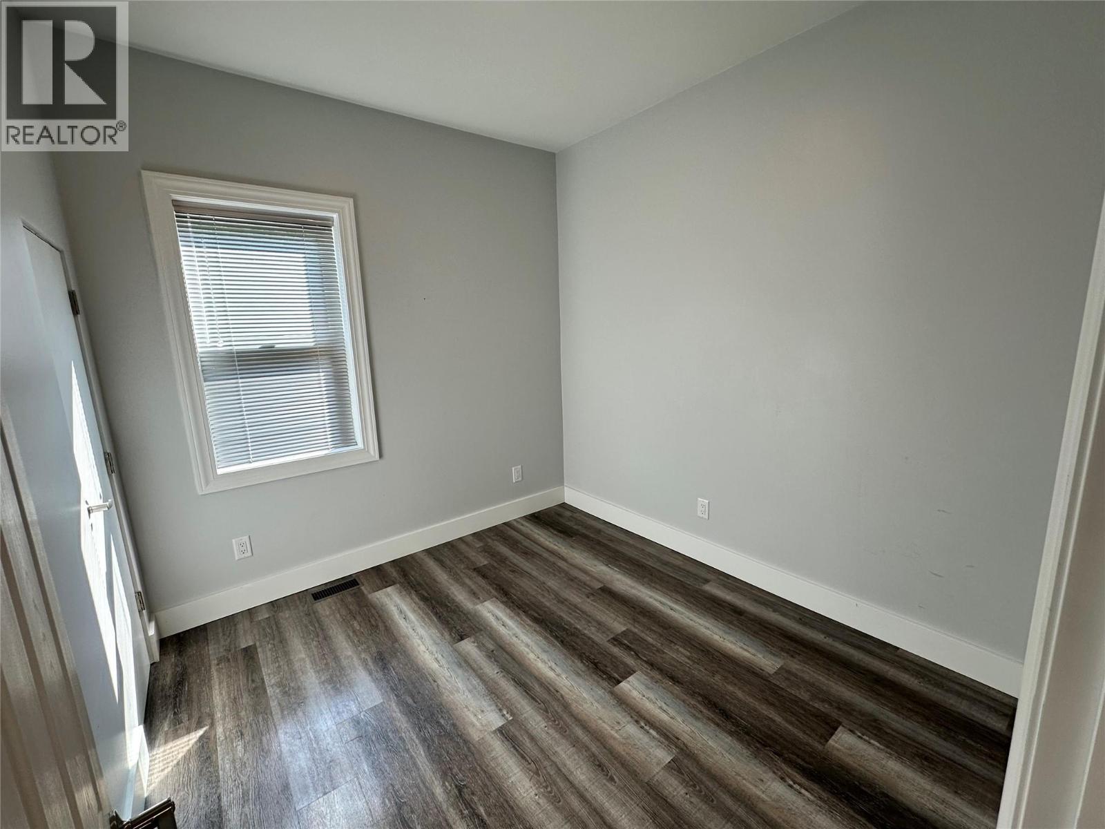 1834 Fifth Avenue, Trail, British Columbia  V1R 1V2 - Photo 12 - 10363144