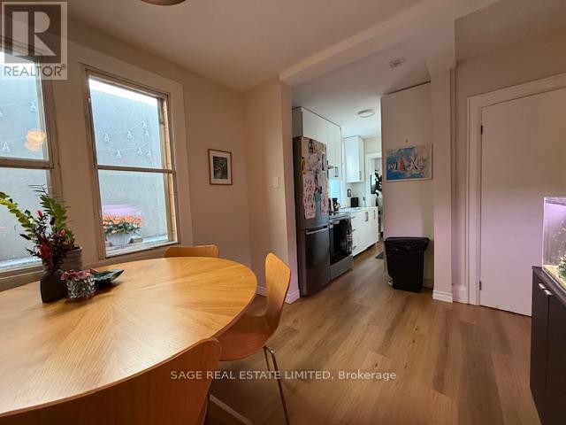 Upper - 633 St Clair Avenue W, Toronto, Ontario  M6G 2Y2 - Photo 9 - C12400906