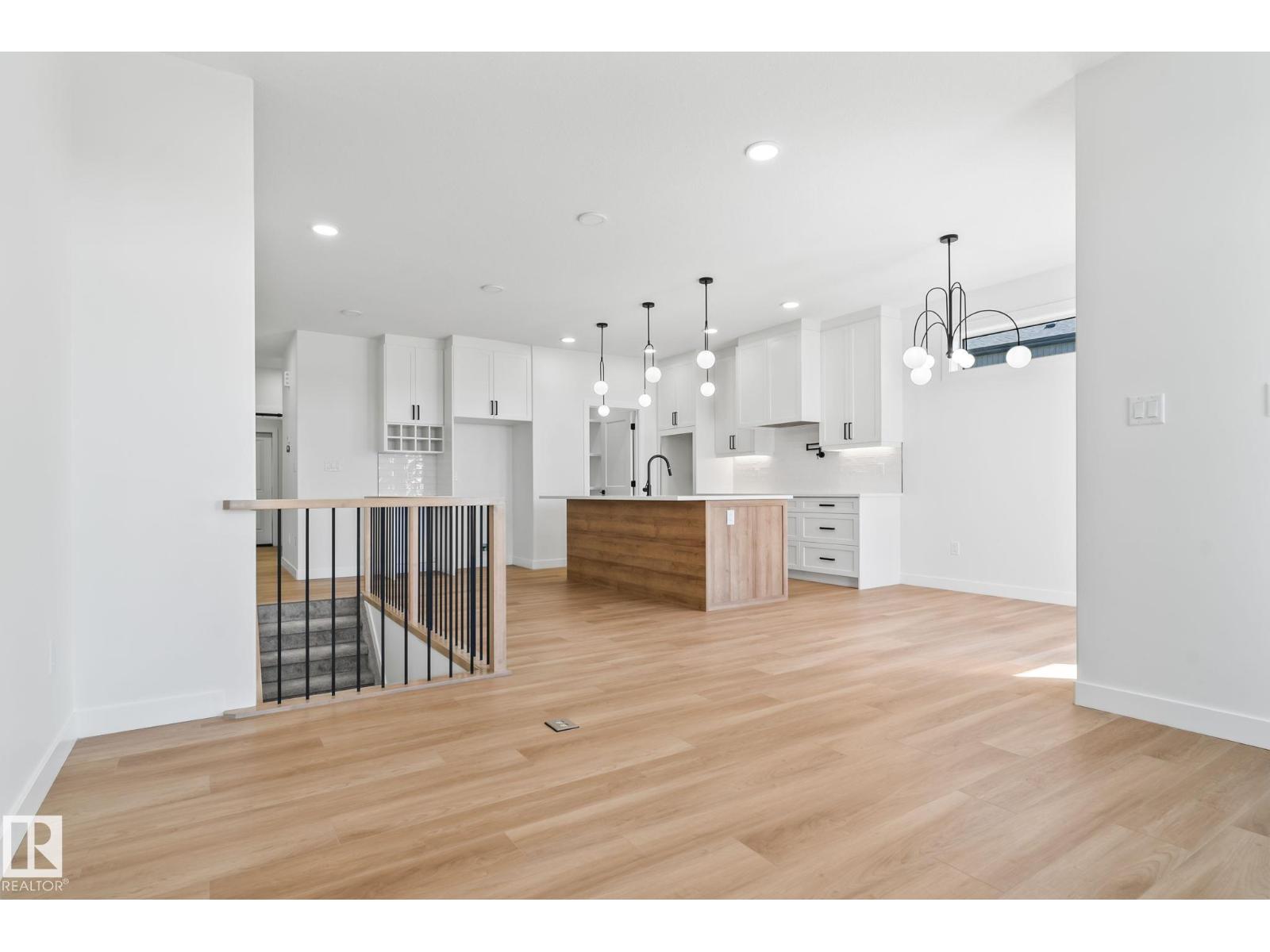3138 Magpie Wy Nw Nw, Edmonton, Alberta  T5S 0E1 - Photo 8 - E4452041