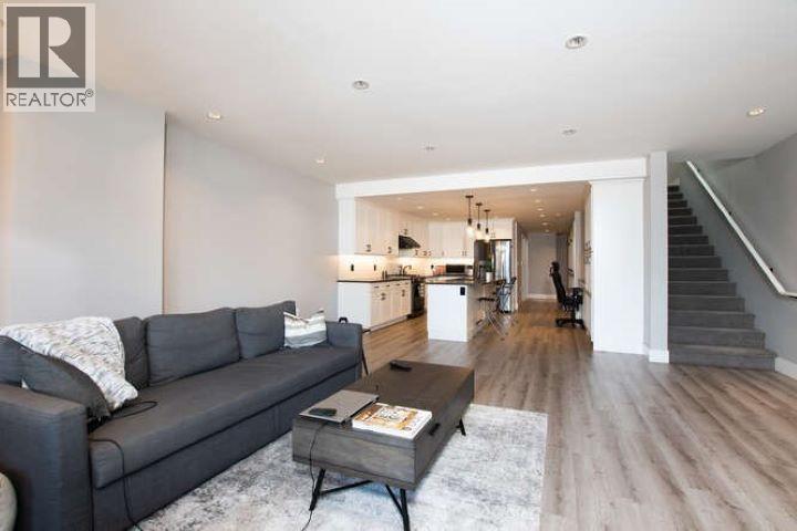 201 4876 Delta Street, Delta, British Columbia  V4K 2T8 - Photo 3 - C8072277