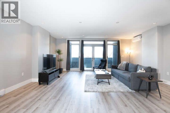 201 4876 Delta Street, Delta, British Columbia  V4K 2T8 - Photo 2 - C8072277