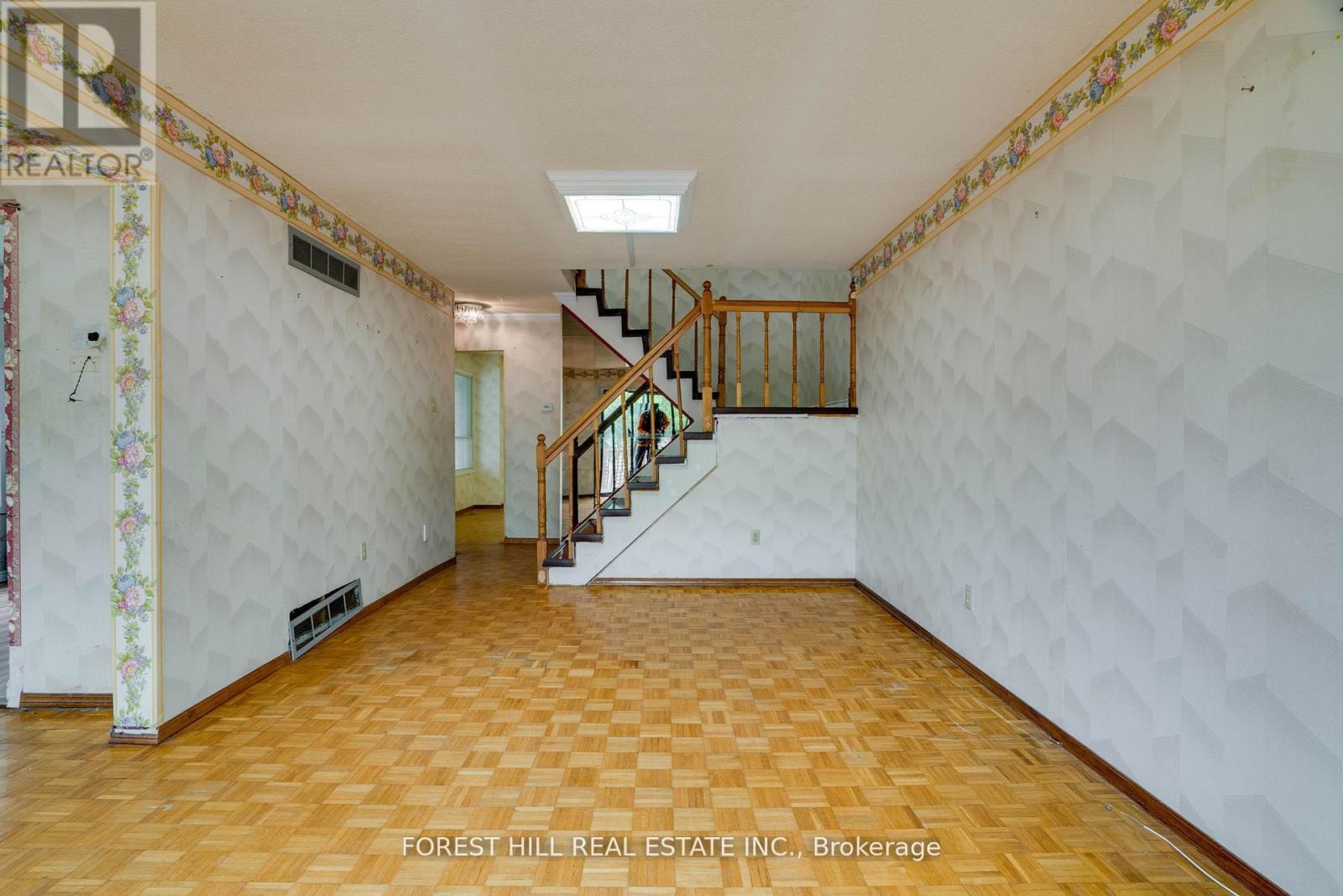 82 Hord Crescent, Vaughan, Ontario  L4J 3A7 - Photo 11 - N12408000