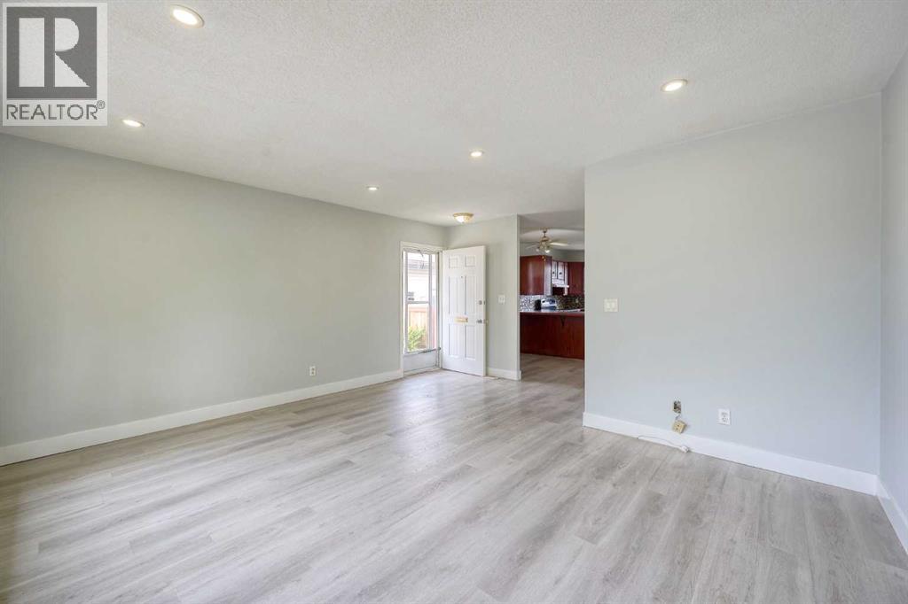 120 Templeridge Close Ne, Calgary, Alberta  T1Y 4E2 - Photo 10 - A2257559