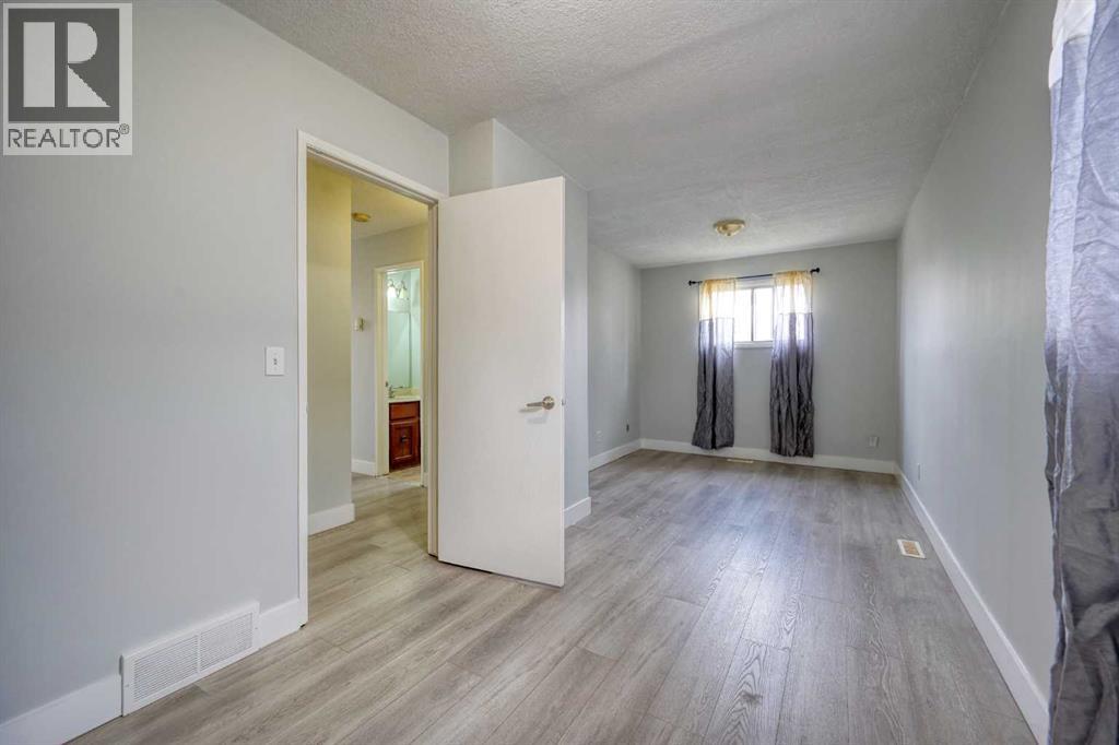 120 Templeridge Close Ne, Calgary, Alberta  T1Y 4E2 - Photo 14 - A2257559