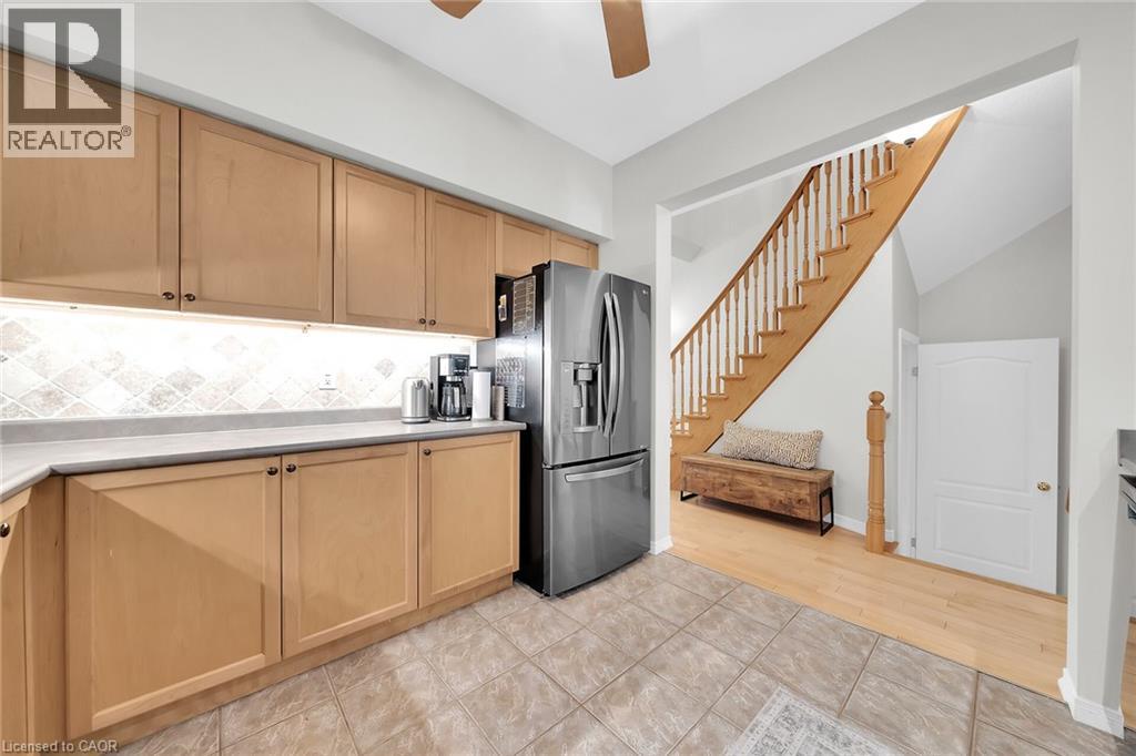 81 Valridge Drive Unit# 36, Ancaster, Ontario  L9G 5B6 - Photo 13 - 40770278