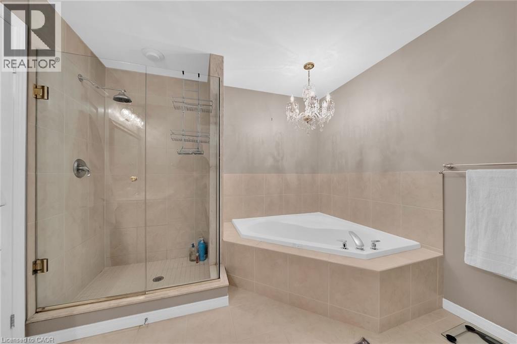 81 Valridge Drive Unit# 36, Ancaster, Ontario  L9G 5B6 - Photo 28 - 40770278