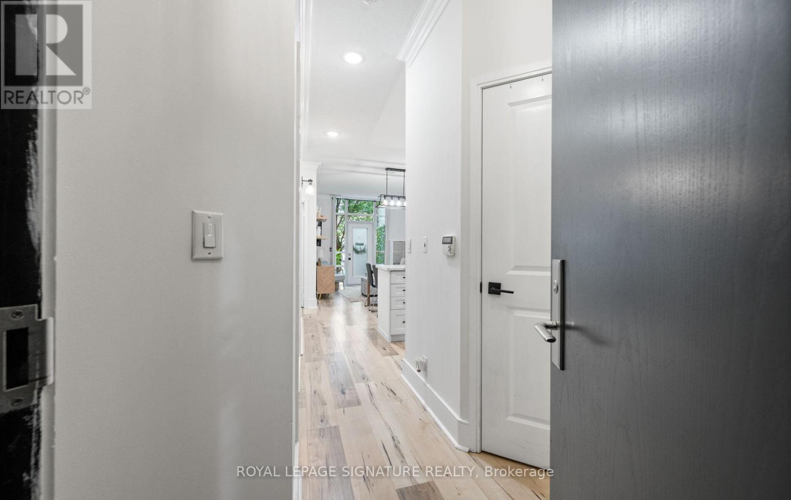 104 - 80 Absolute Avenue, Mississauga, Ontario  L4Z 0A5 - Photo 3 - W12408018