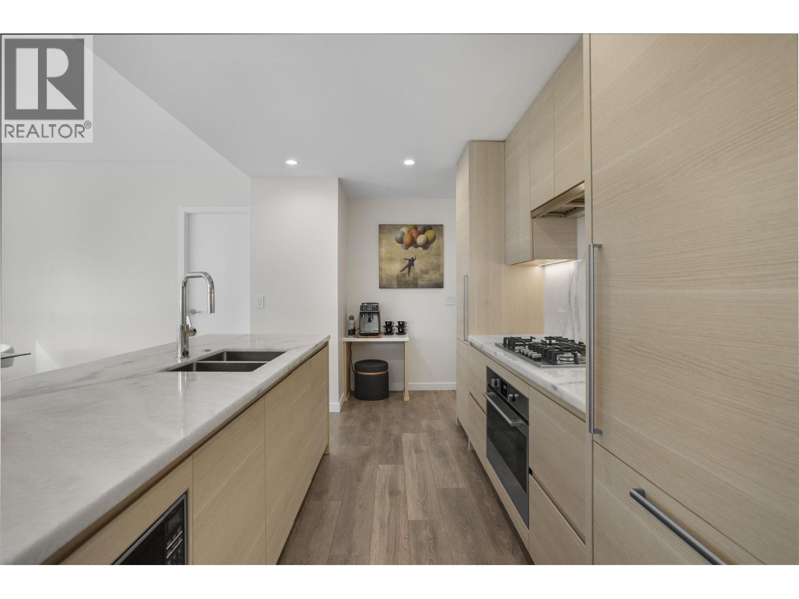 302 305 Morrissey Road, Port Moody, British Columbia  V3H 0M3 - Photo 4 - R3048807