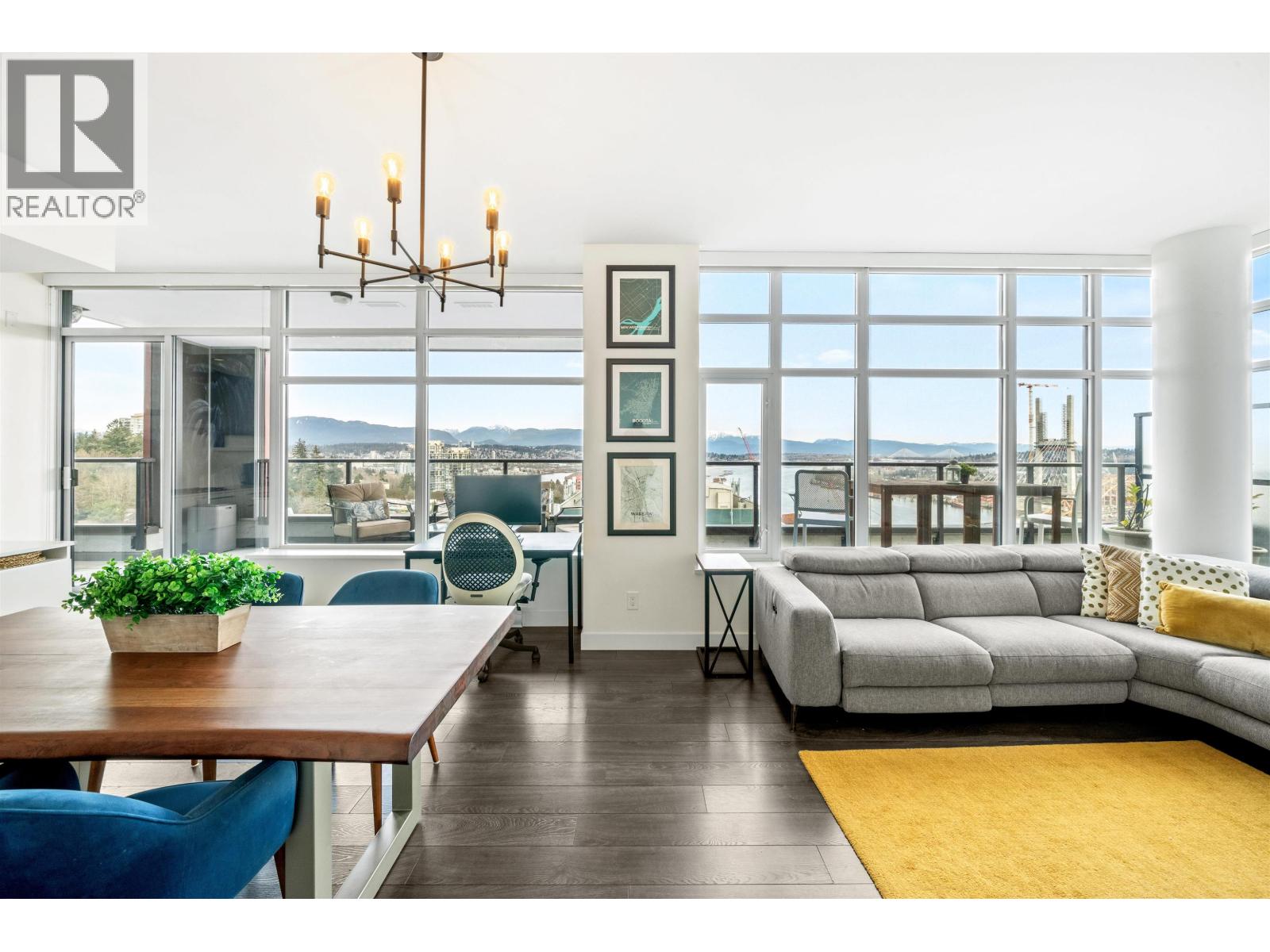 1801 188 Agnes Street, New Westminster, British Columbia V3L 0H6 - Photo 3 - R3048810