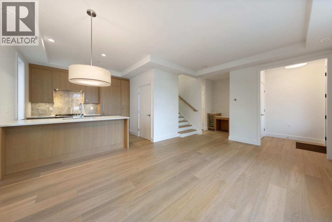 1136 E 26th Avenue, Vancouver, British Columbia  V5V 2J7 - Photo 7 - R3048822