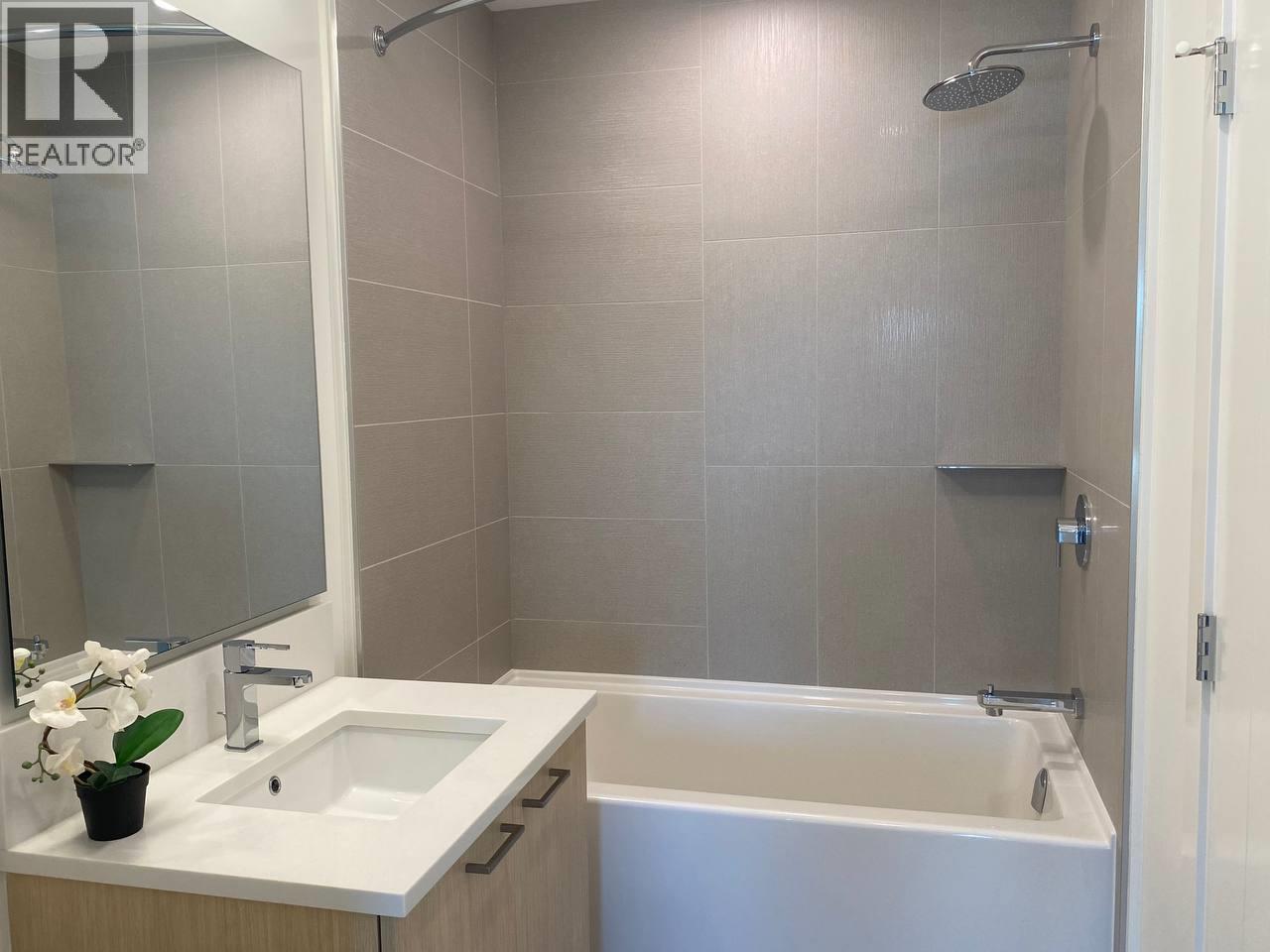 508 723 Grover Avenue, Coquitlam, British Columbia  V3J 0N9 - Photo 8 - R3048850