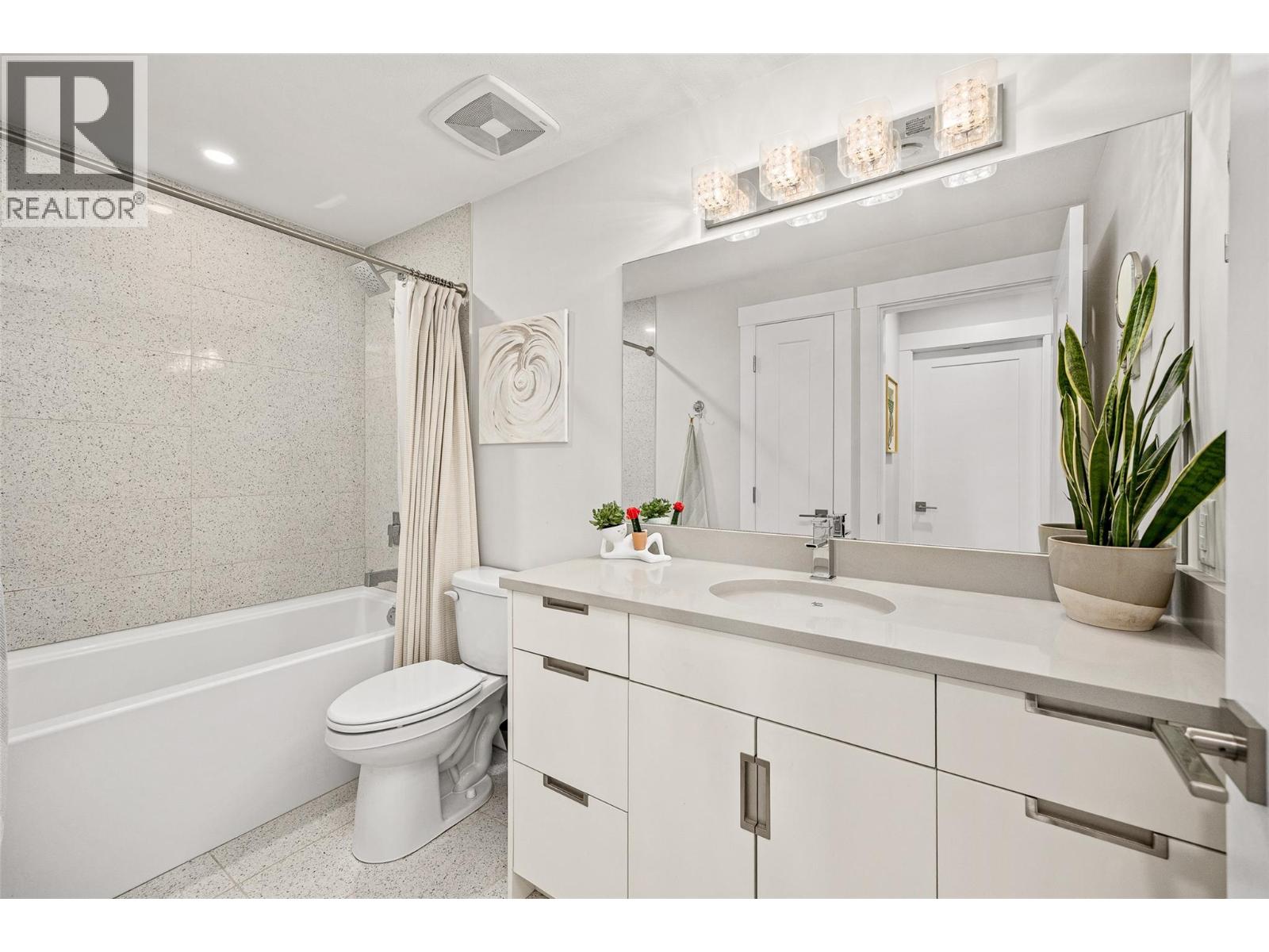 4000 Redstone Crescent Unit# 224, Peachland, British Columbia  V0H 1X5 - Photo 33 - 10362777