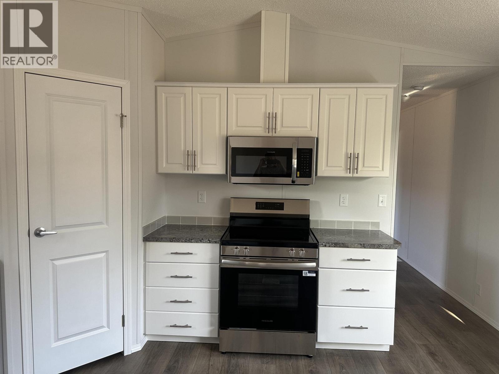 10355 101 Street, Taylor, British Columbia  V0C 2K0 - Photo 8 - R3048794