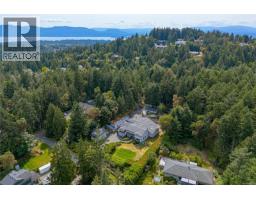 11376 Osprey Pl Lands End, North Saanich, Ca