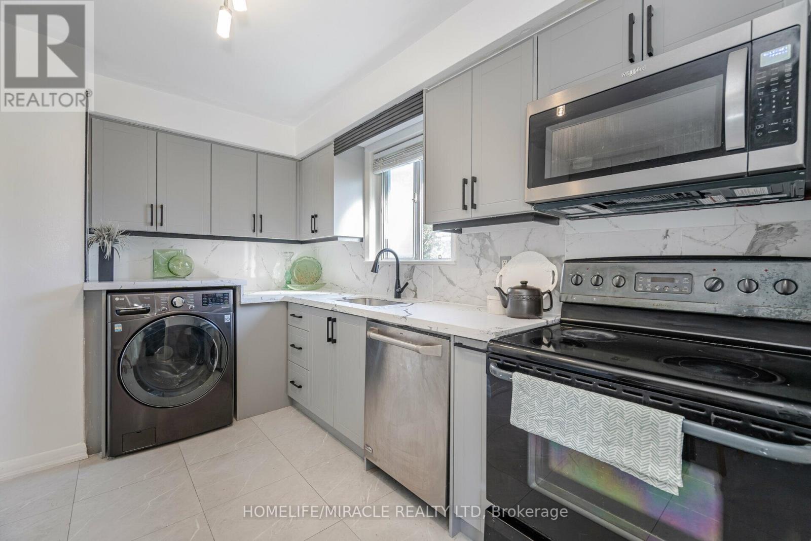 98 Nelson Street, Toronto (Woburn), Ontario  M1J 2V5 - Photo 14 - E12408050