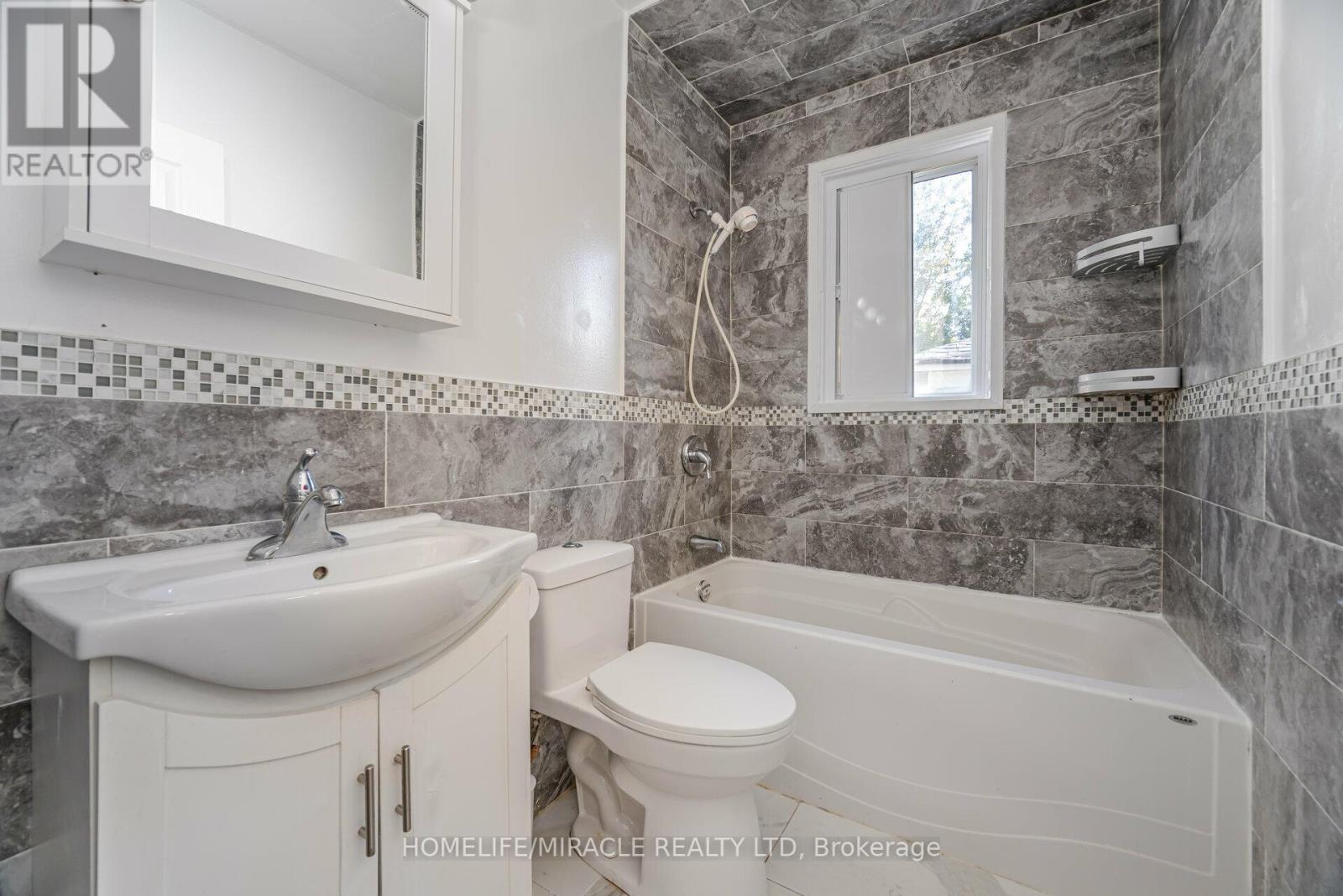 98 Nelson Street, Toronto (Woburn), Ontario  M1J 2V5 - Photo 23 - E12408050