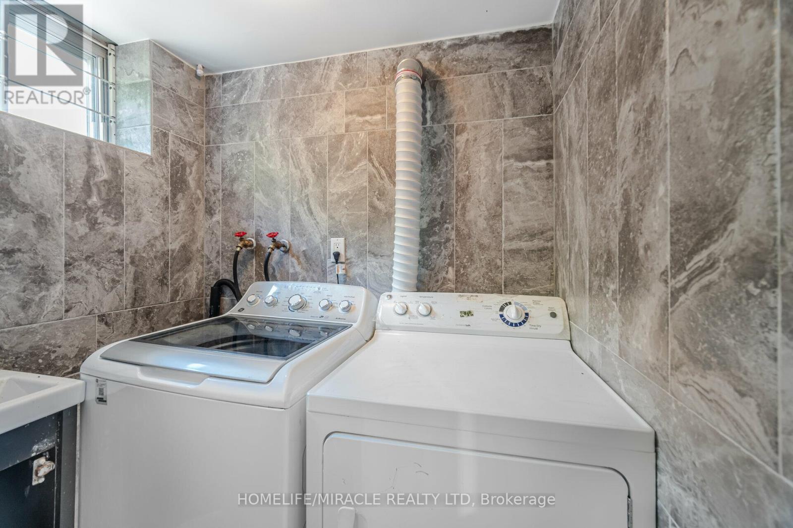 98 Nelson Street, Toronto (Woburn), Ontario  M1J 2V5 - Photo 41 - E12408050