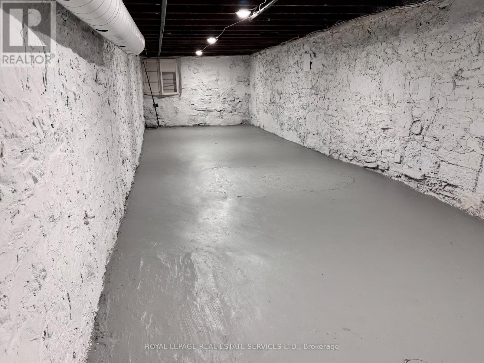 183 King Street E, Hamilton, Ontario  L8N 1B3 - Photo 18 - X12408039