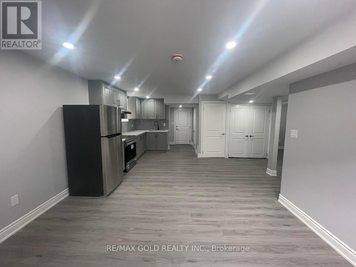 Basement - 15 Eastman Road, Brampton, Ontario  L6X 5N1 - Photo 3 - W12407589